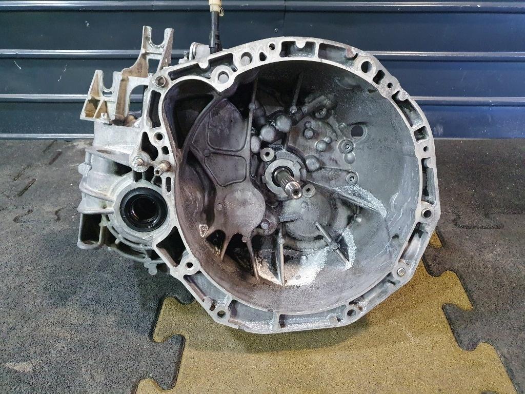 Cutie viteze pk6 025 6 trepte Renault Trafic 2004 motor 1.9 dci 8200361232 / ND0002