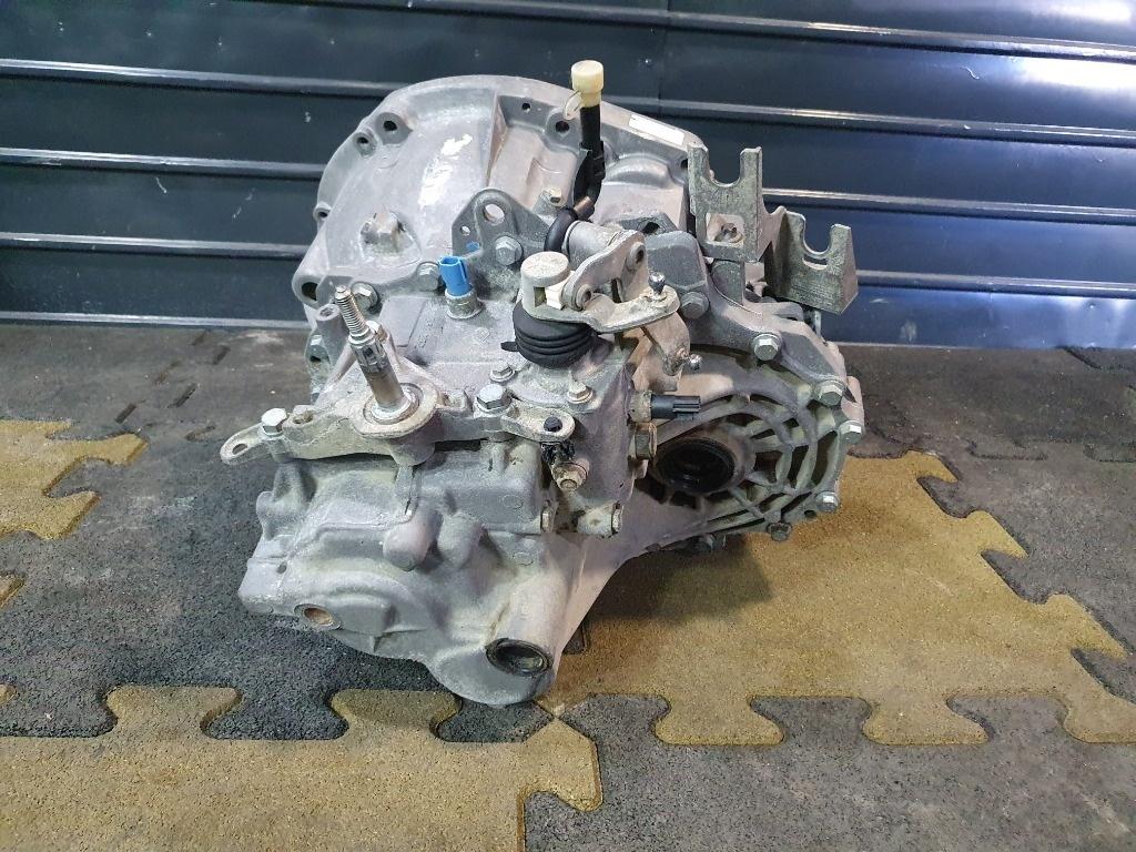Cutie viteze pk6 025 6 trepte Renault Trafic 2004 motor 1.9 dci 8200361232 / ND0002
