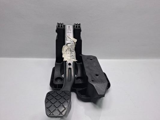 Pedala de frana SEAT IBIZA V 6J5, 6P1 2008 - >1.4 TDI BMS 6R1721058