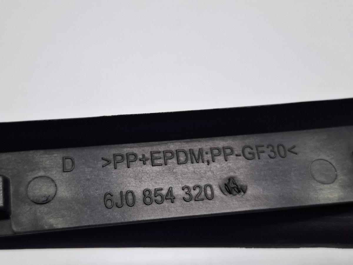Cheder parbriz dreapta SEAT IBIZA V 6J5, 6P1 2008 - > TDI BMS 6J0854320A
