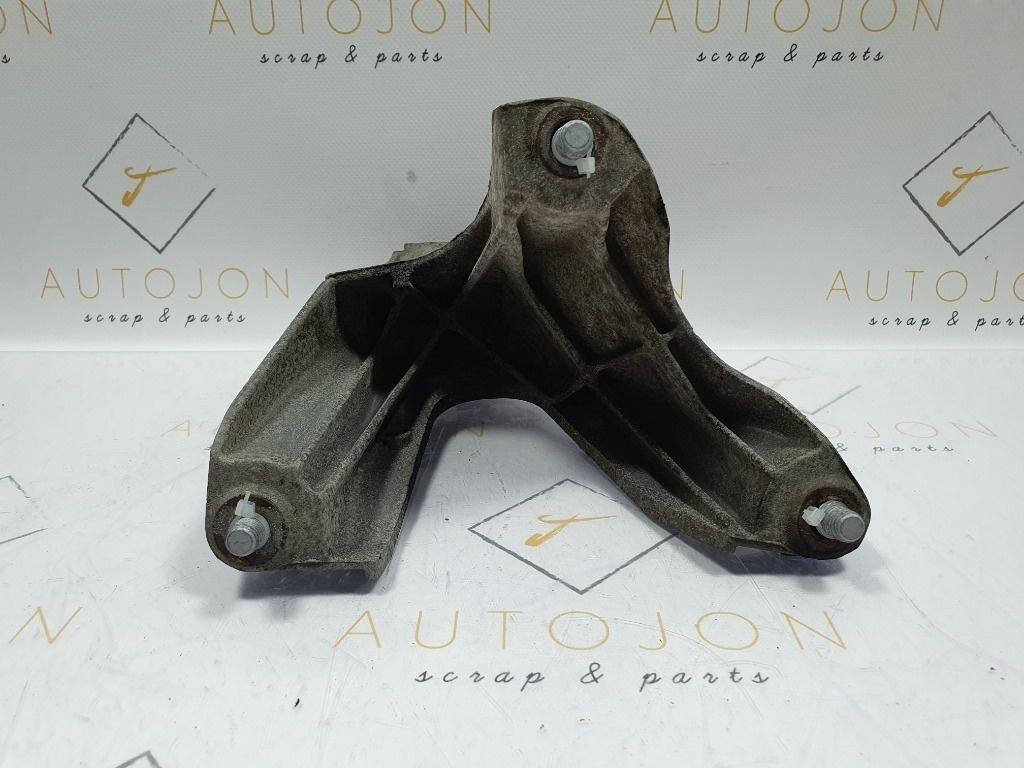 Suport tampon motor AUDI A6 III Avant 4F5, C6 2005 - 2011 4F0199308P