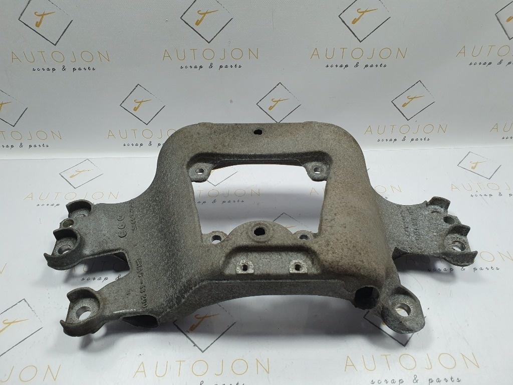 Suport tampon cutie de viteze AUDI A6 III Avant 4F5, C6 2005 - 2011 4F0390263L
