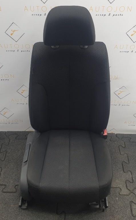Scaun dreapta fata VOLKSWAGEN PASSAT Variant 3C5 2007 2.0 TDI BMP 103KW|140HP 2007