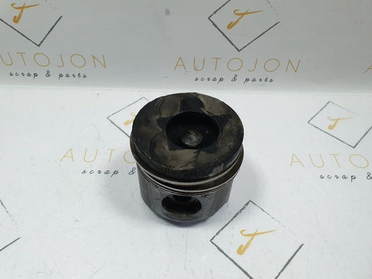 Piston motor 1.9 dCi F9Q 804 RENAULT SCENIC II JM0/1_ 2003 ->