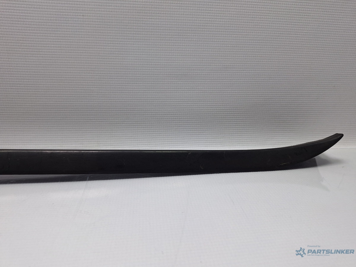 Cheder parbriz dreapta VOLKSWAGEN PASSAT Variant 3G5 2014 - > TDI CRLB, DBGA, DFGA 3G0854328