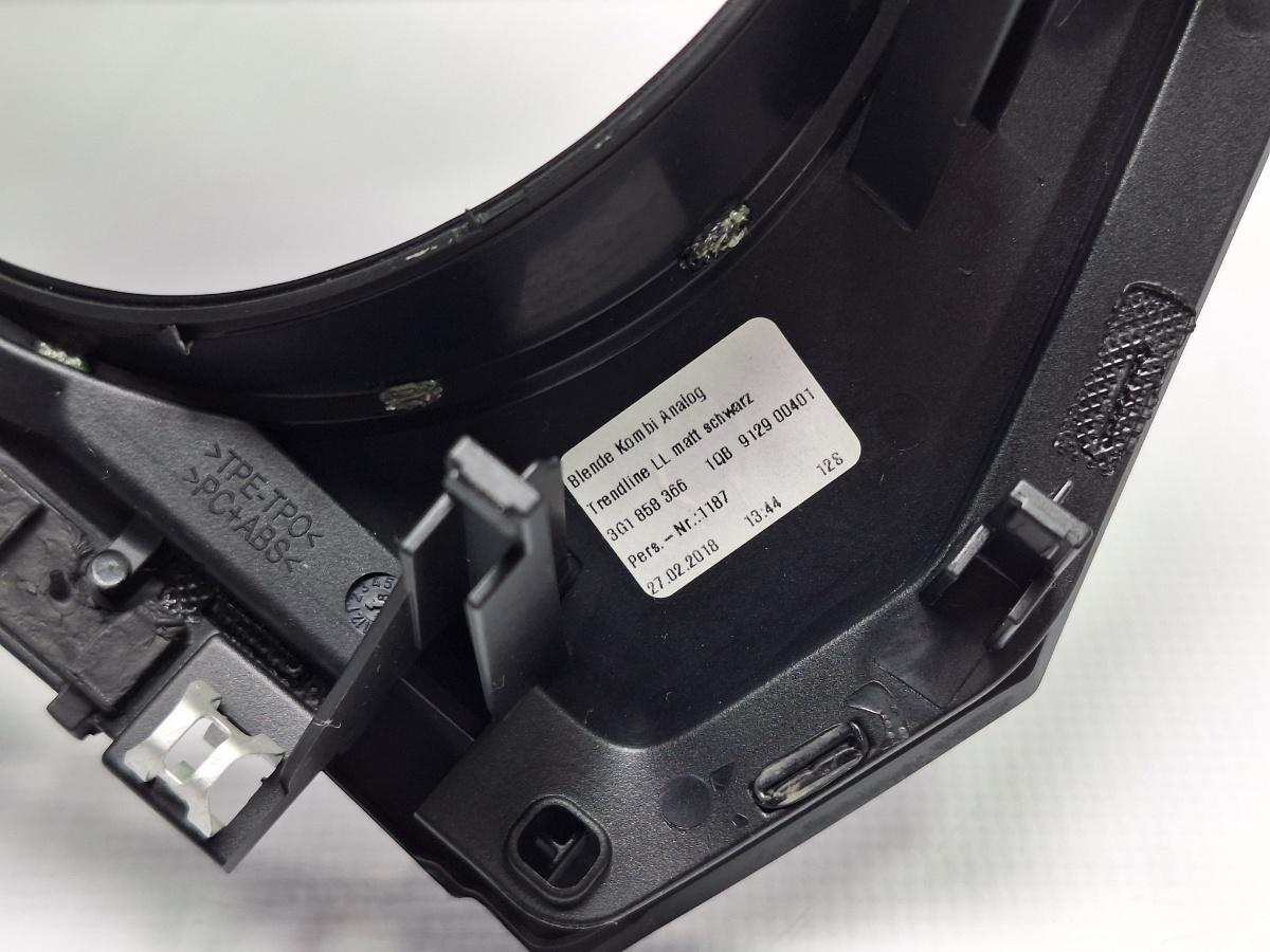 Ornament ceasuri bord VOLKSWAGEN PASSAT Variant 3G5 2014 - > TDI CRLB, DBGA, DFGA 3G1858366