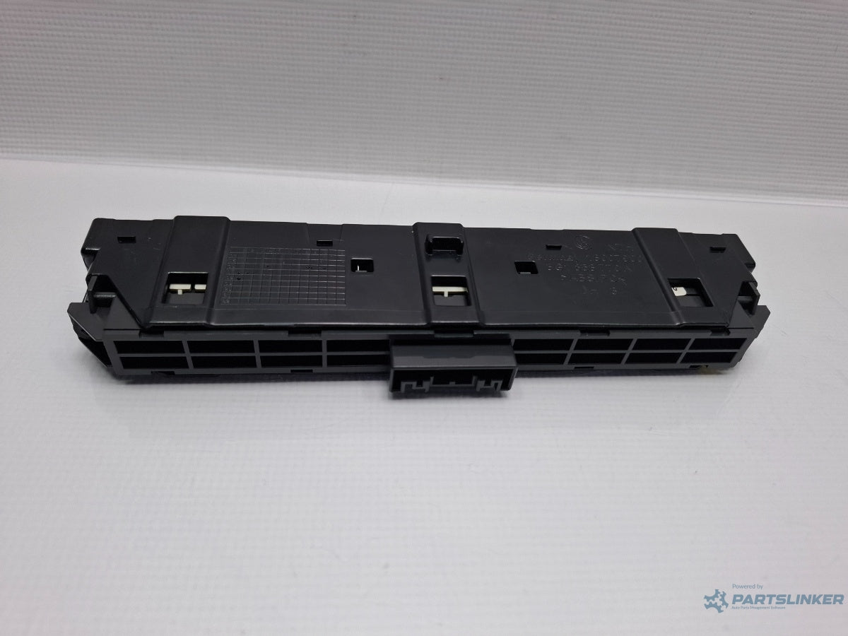 Consola butoane/ buton avarie VOLKSWAGEN PASSAT Variant 3G5 2014 - > TDI CRLB, DBGA, DFGA 3G1853770A