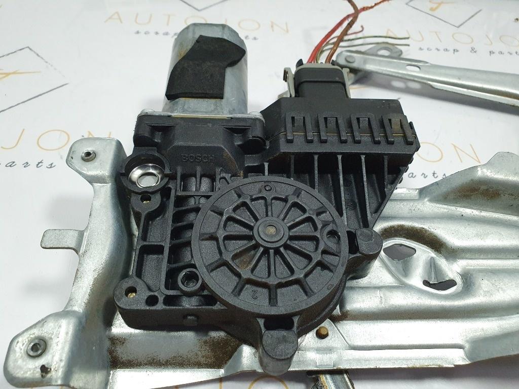 Macara stanga fata  OPEL ASTRA G Hatchback (F48_, F08_, T98) [ 1998 - 2009 ] OEM 13100417