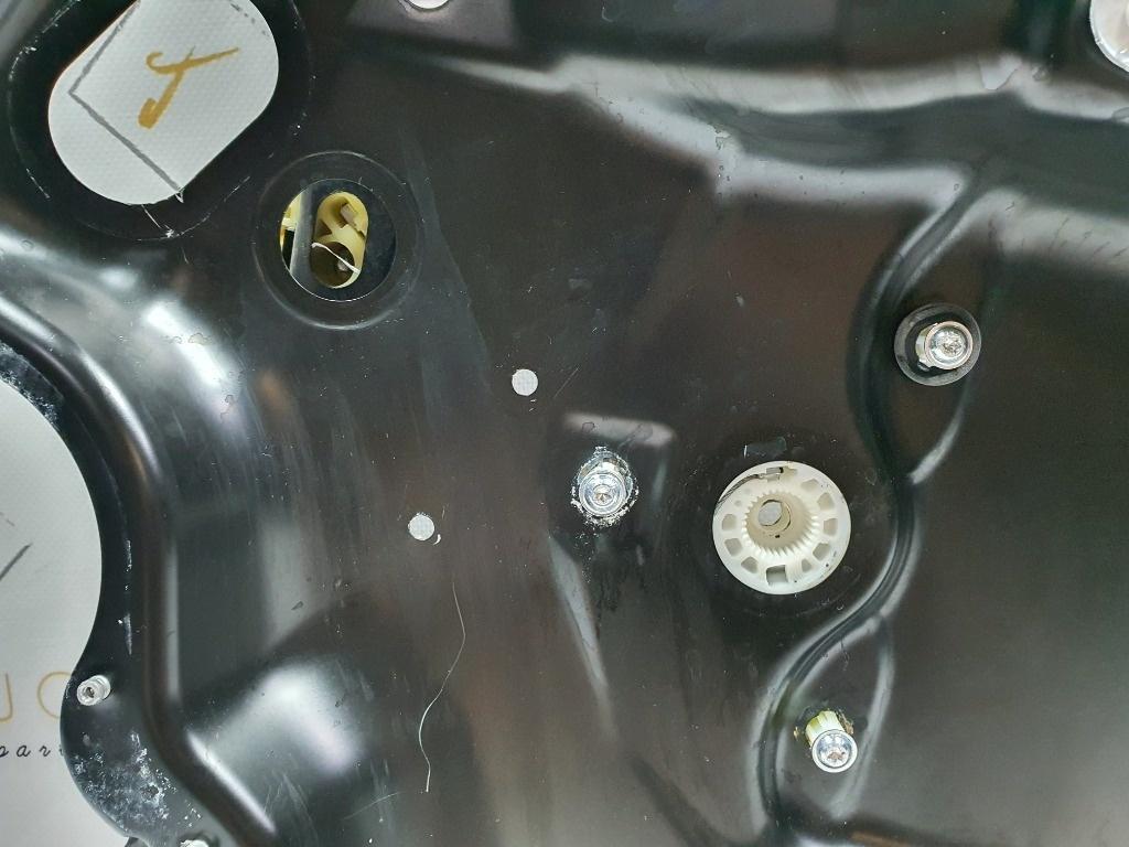 Macara stanga fata VOLKSWAGEN PASSAT Variant 3C5 2005 - 2011 2.0 TDI BMR, CBBB 3C1837756G