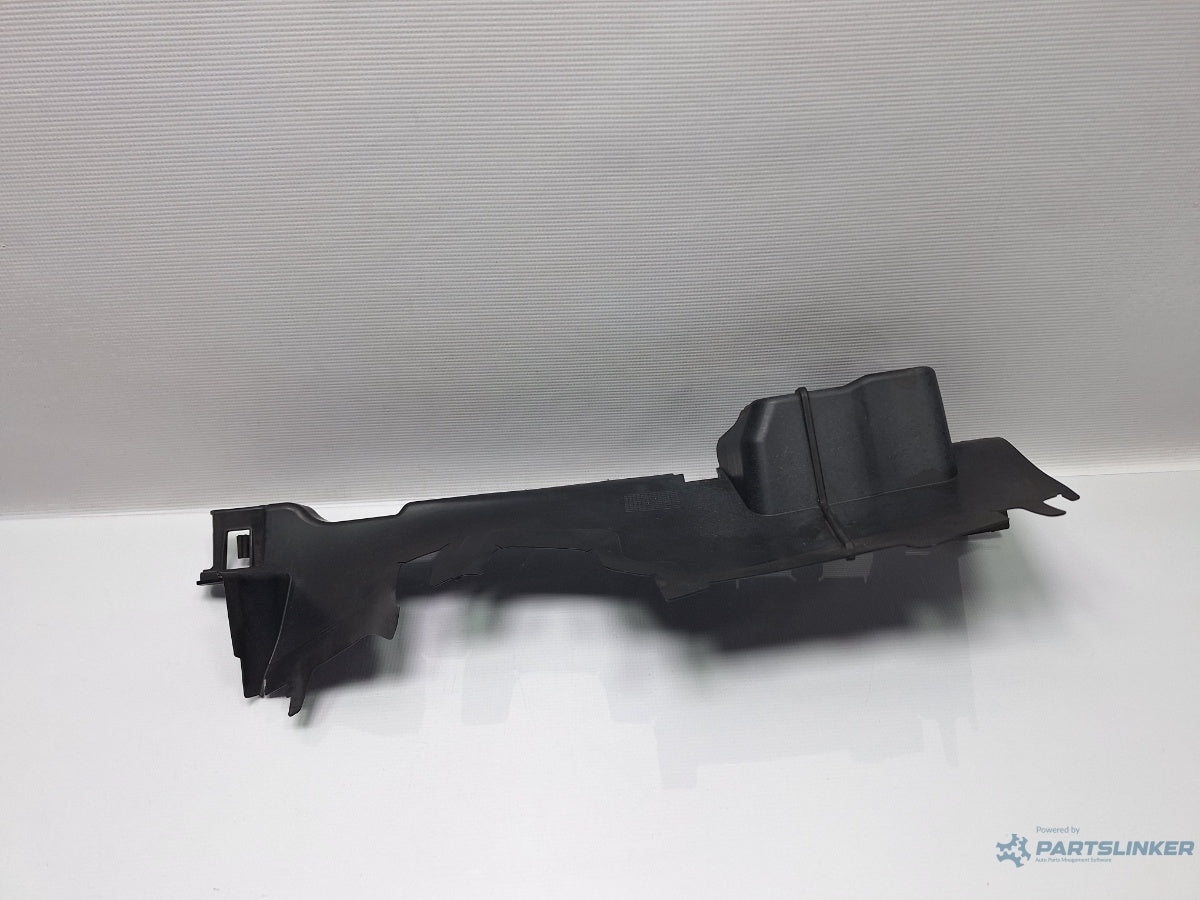 Deflector aer radiatoare dreapta VOLKSWAGEN PASSAT Variant 3G5 2014 - > TDI CRLB, DBGA, DFGA 3G0121284C