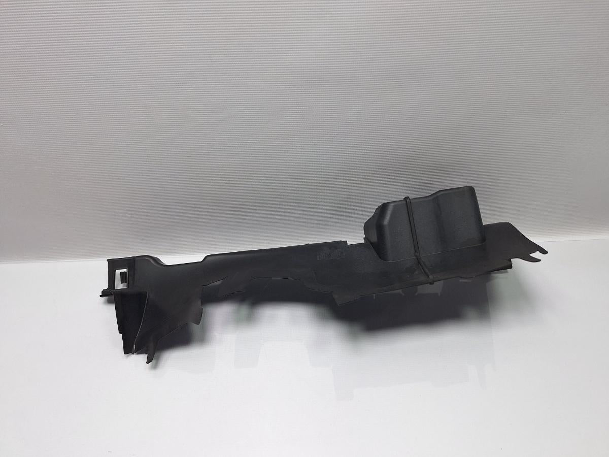 Deflector aer radiatoare dreapta VOLKSWAGEN PASSAT Variant 3G5 2014 - > TDI CRLB, DBGA, DFGA 3G0121284C