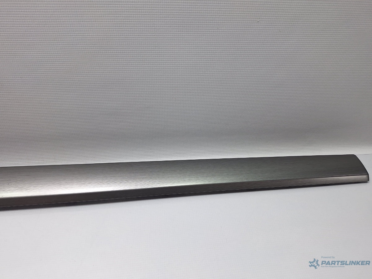 Ornament treem plansa bord VOLKSWAGEN PASSAT Variant 3G5 2014 - > TDI CRLB, DBGA, DFGA 3G1853262AB