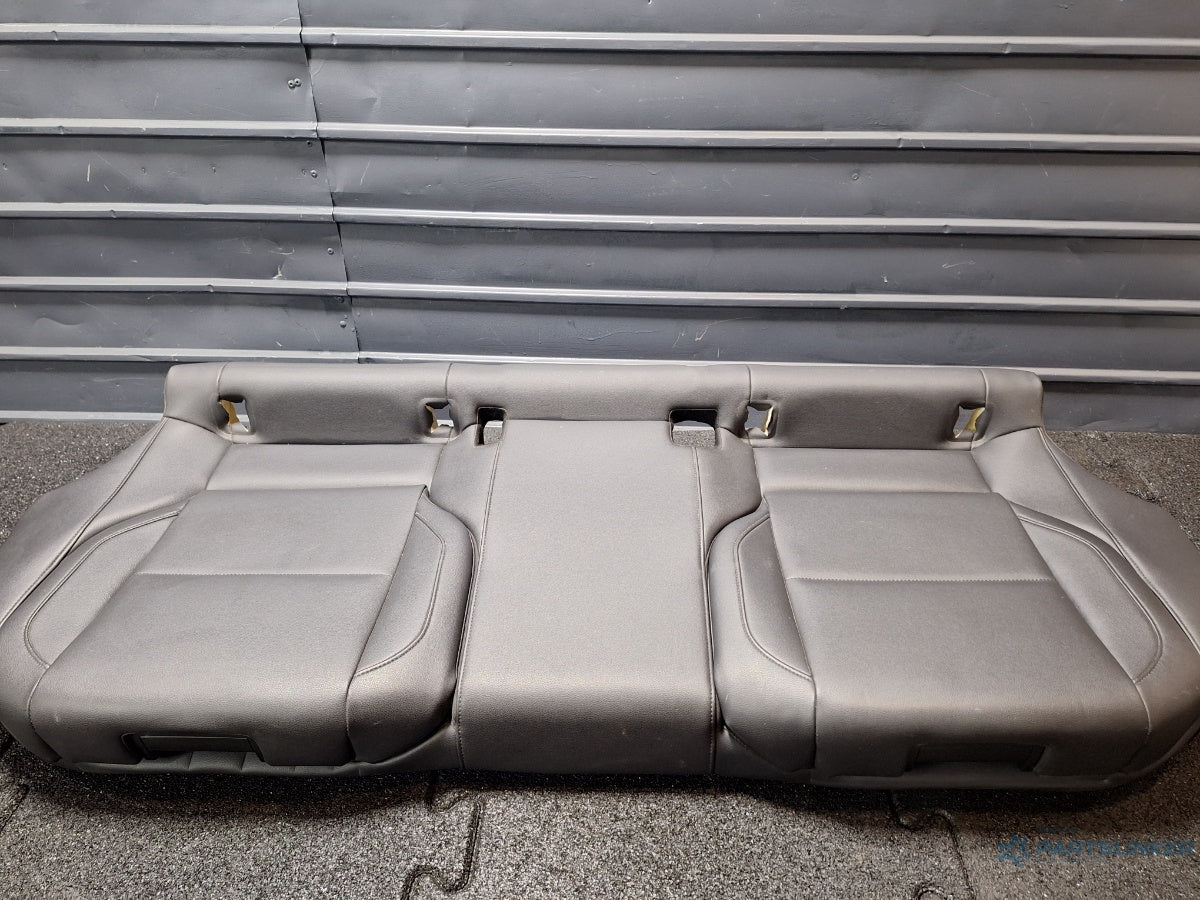 Bancheta piele cu scaunele copii VOLKSWAGEN PASSAT Variant 3G5 2014 - > TDI CRLB, DBGA, DFGA 3G0885405AQ