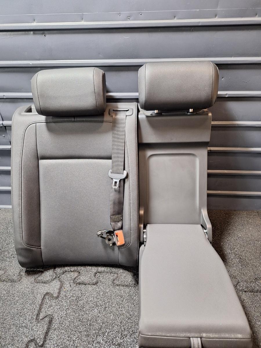 Spatar piele dreapta spate VOLKSWAGEN PASSAT Variant 3G5 2014 - > TDI CRLB, DBGA, DFGA 3G9885806AE