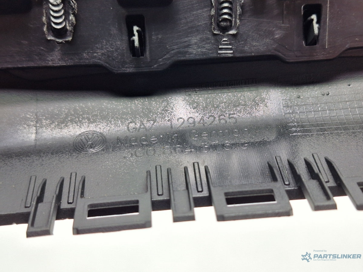 Ornament cosola centrala spate VOLKSWAGEN PASSAT Variant 3G5 2014 - > TDI CRLB, DBGA, DFGA 3G0864376G