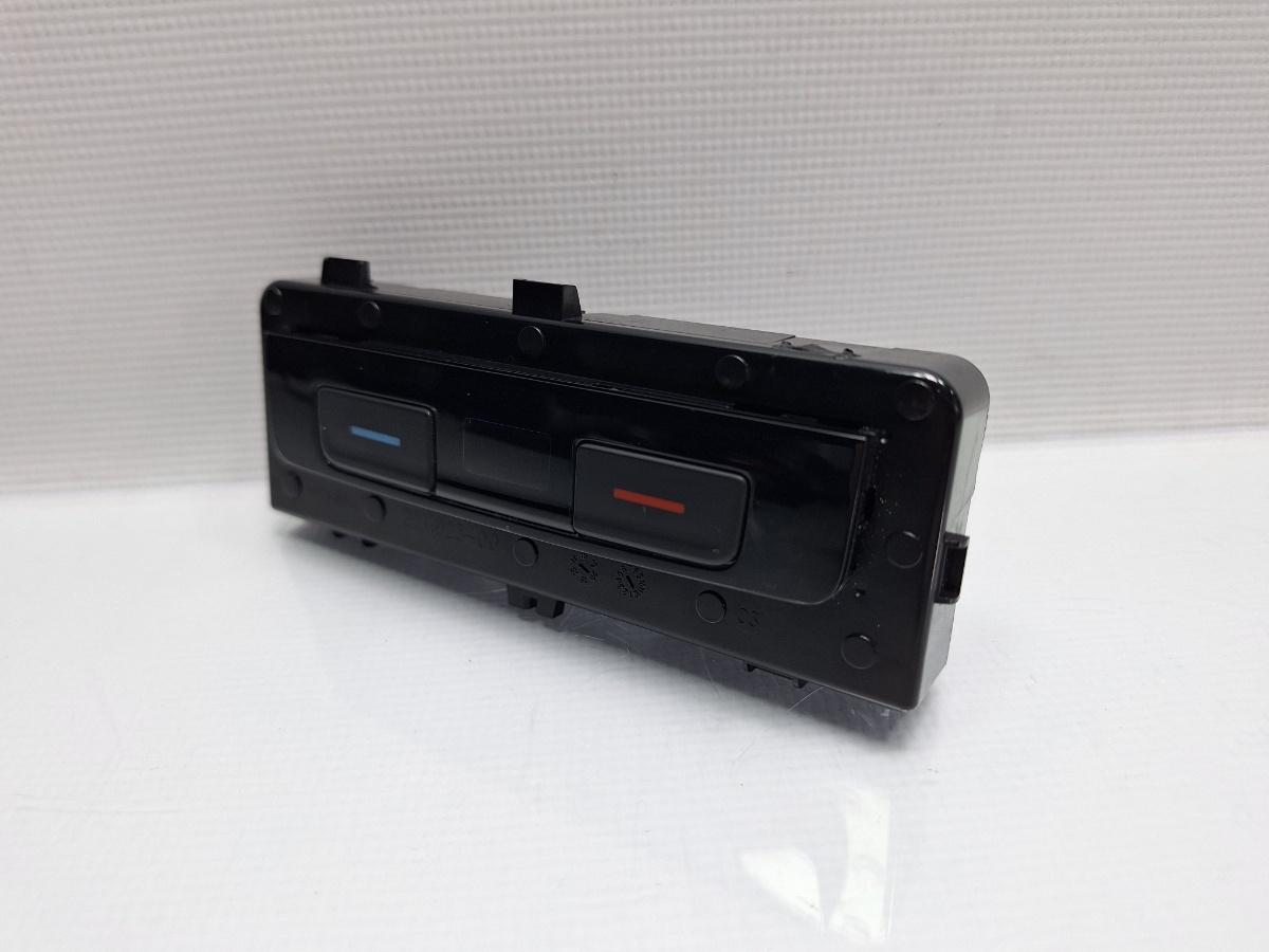 Panou comanda AC pasageri VOLKSWAGEN PASSAT Variant 3G5 2014 - > TDI CRLB, DBGA, DFGA 3G0907049D