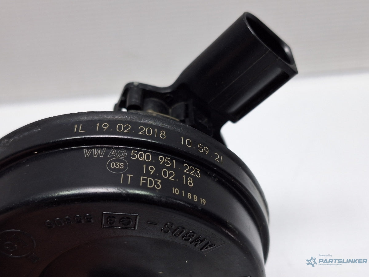 Claxon tonalitate inalta VOLKSWAGEN PASSAT Variant 3G5 2014 - > TDI CRLB, DBGA, DFGA 5Q0951223