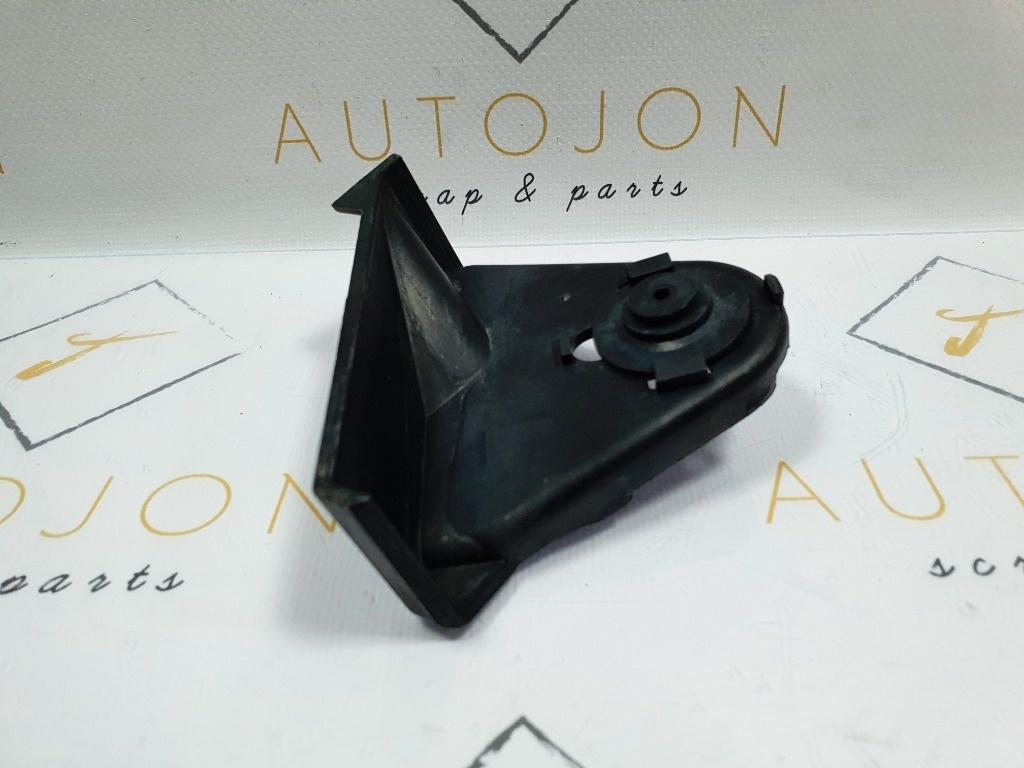 Capac motor (ornament) VOLKSWAGEN PASSAT Variant 3C5 2005 - 2011 3C1823755C