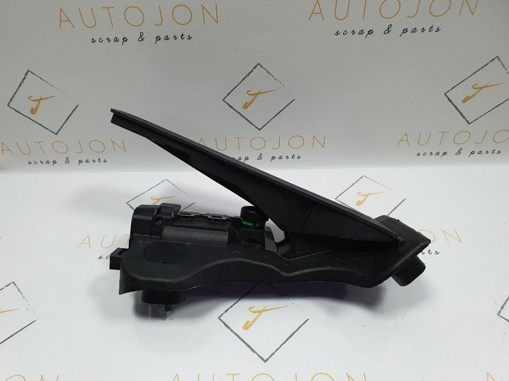 Pedala de acceleratie  VOLKSWAGEN PASSAT Variant (3C5) [ 2005 - 2011 ] OEM 010946-01