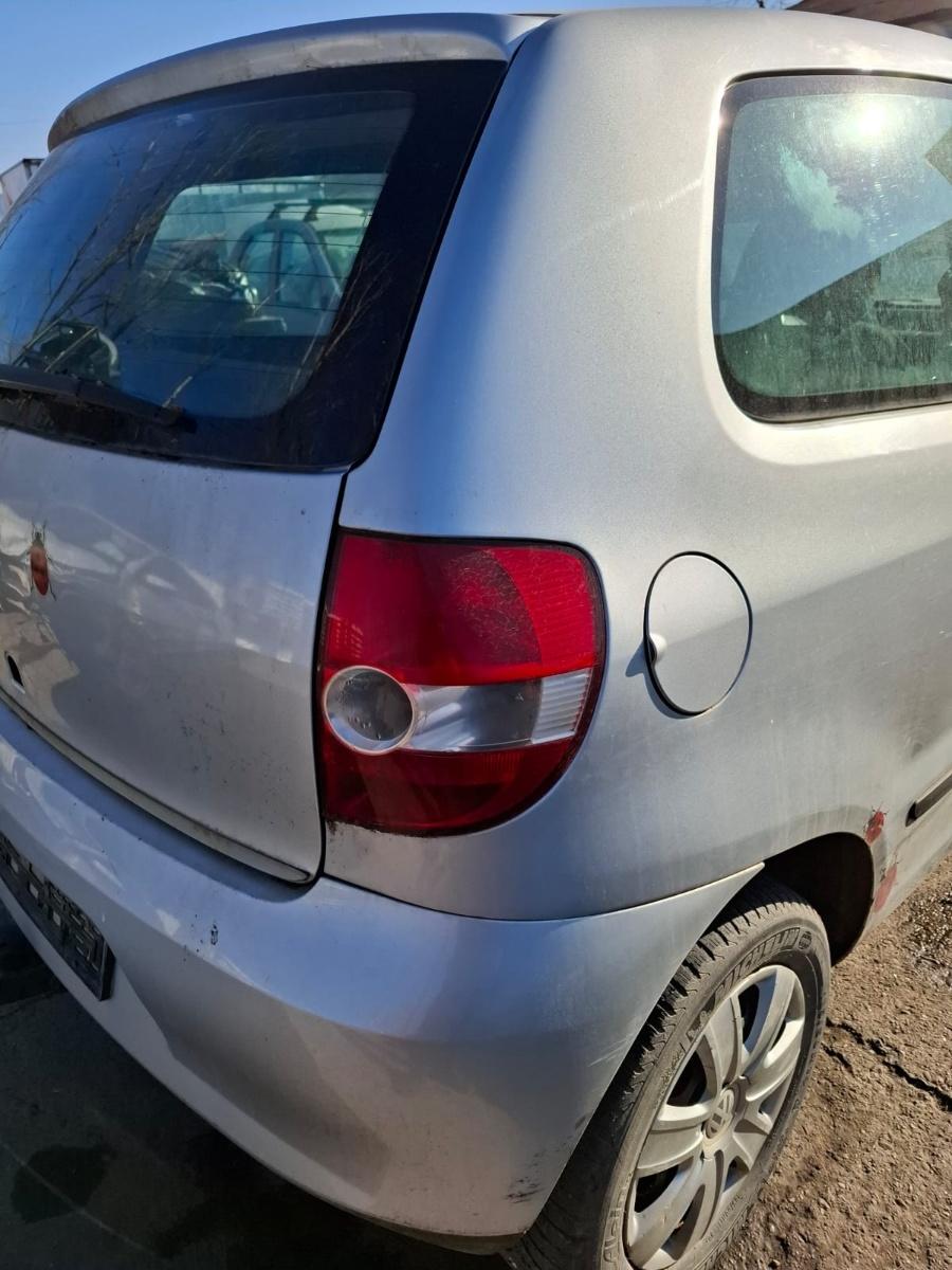 Dezmembrez VOLKSWAGEN FOX 5Z1, 5Z3 2006 1.2 BMD 40KW|55HP