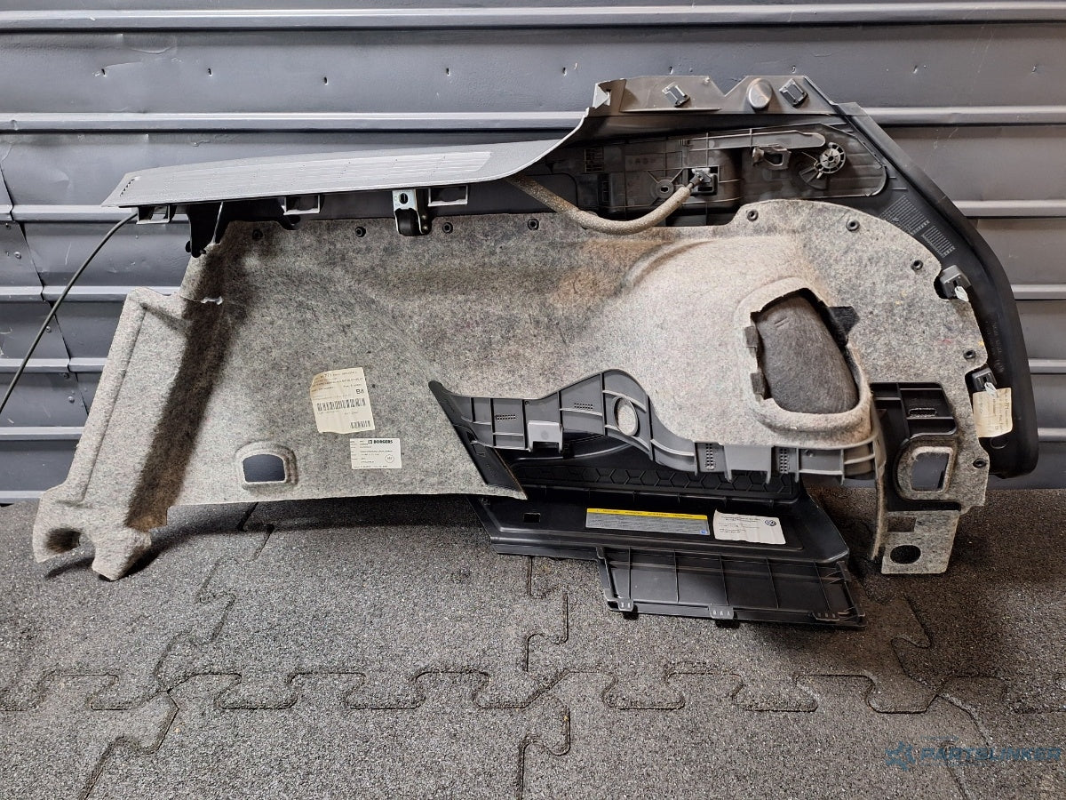 Panou lateral portbagaj stanga VOLKSWAGEN PASSAT Variant 3G5 2014 - > TDI CRLB, DBGA, DFGA 3G9867427N