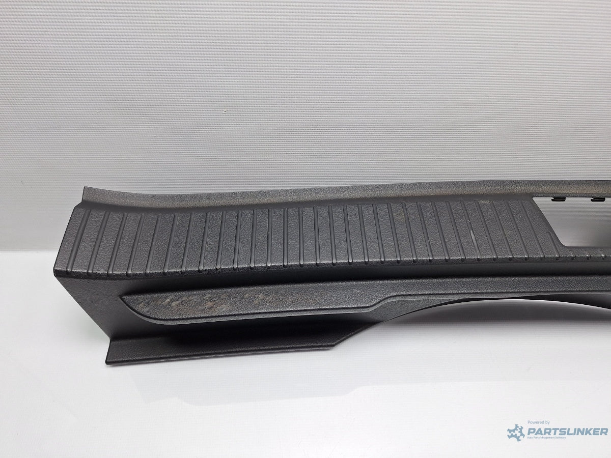 Finitie portbagaj VOLKSWAGEN PASSAT Variant 3G5 2014 - > TDI CRLB, DBGA, DFGA 3G9 863 459 3G9863459