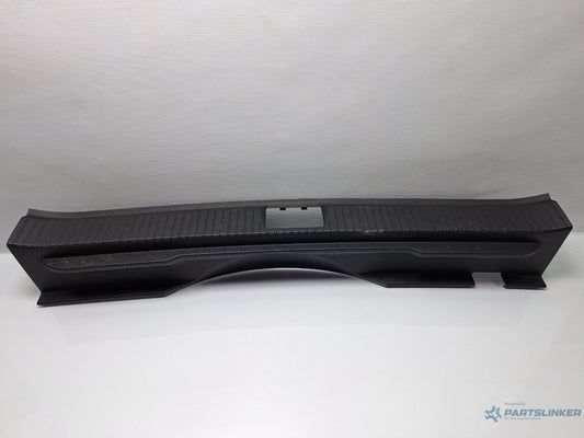 Finitie portbagaj VOLKSWAGEN PASSAT Variant 3G5 2014 - > TDI CRLB, DBGA, DFGA 3G9 863 459 3G9863459