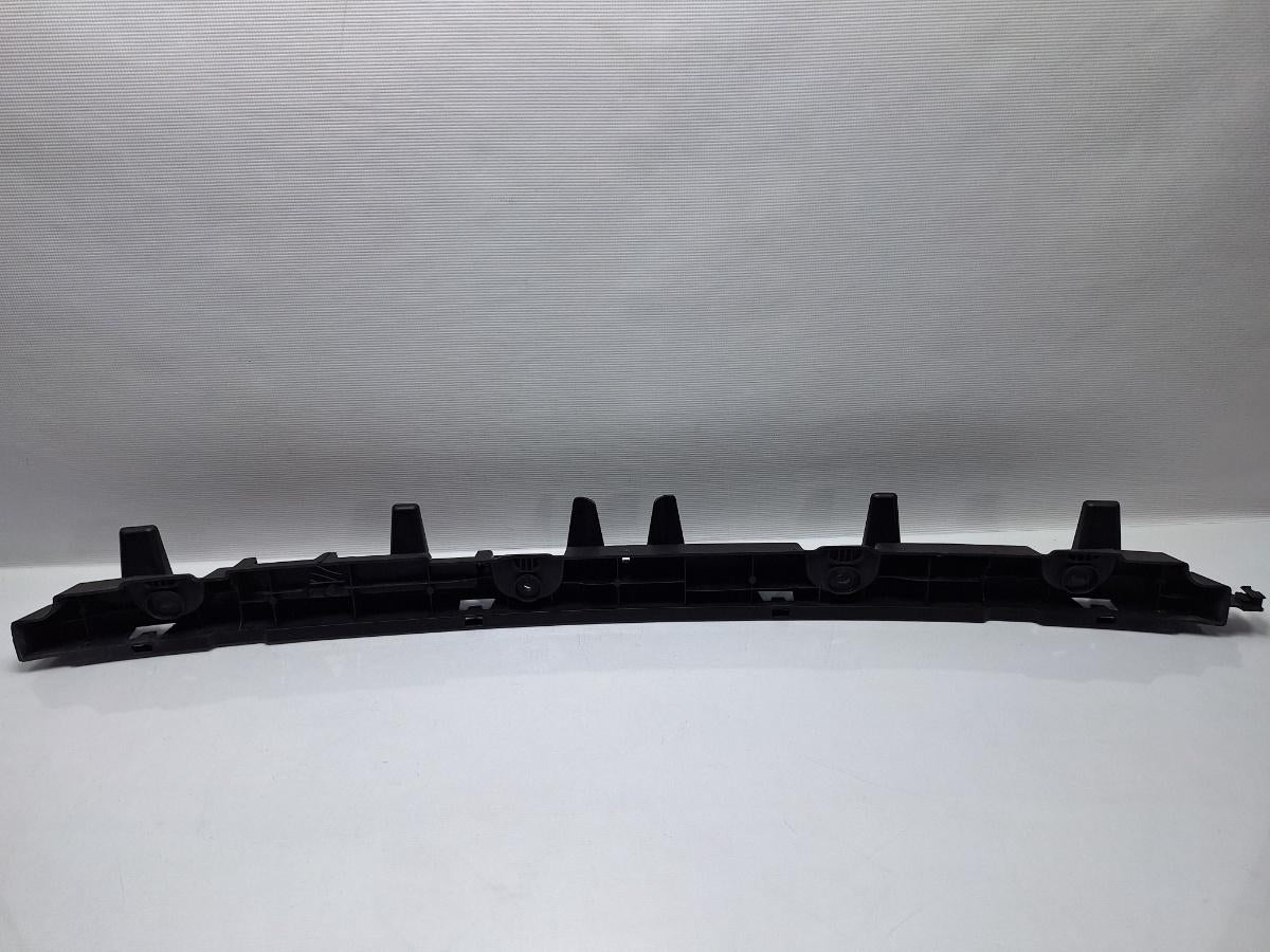 Suport central bara de protectie spate spate VOLKSWAGEN PASSAT Variant 3G5 2014 - > TDI CRLB, DBGA, DFGA 3G9807863