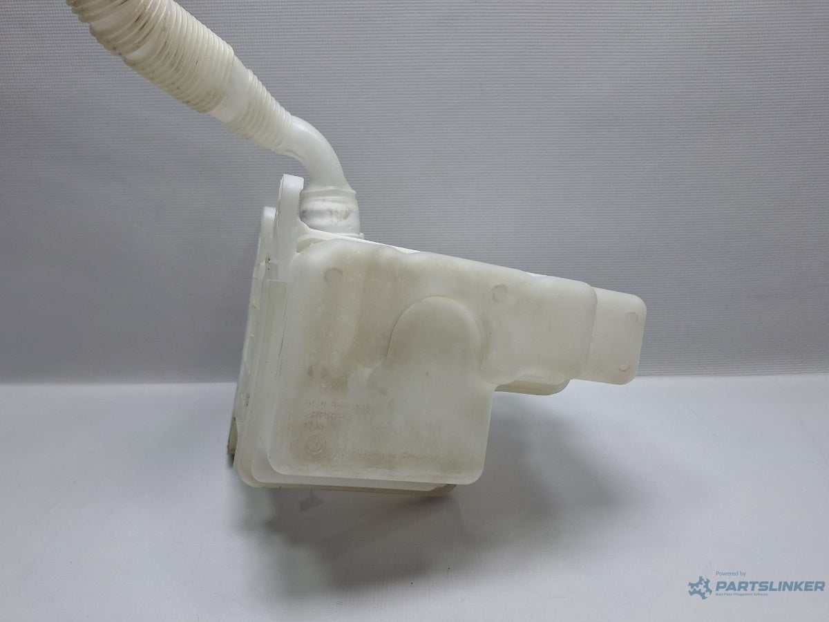 Vas lichid parbriz VOLKSWAGEN PASSAT Variant 3G5 2014 - > TDI CRLB, DBGA, DFGA 3Q0955448D , 5G0955453J