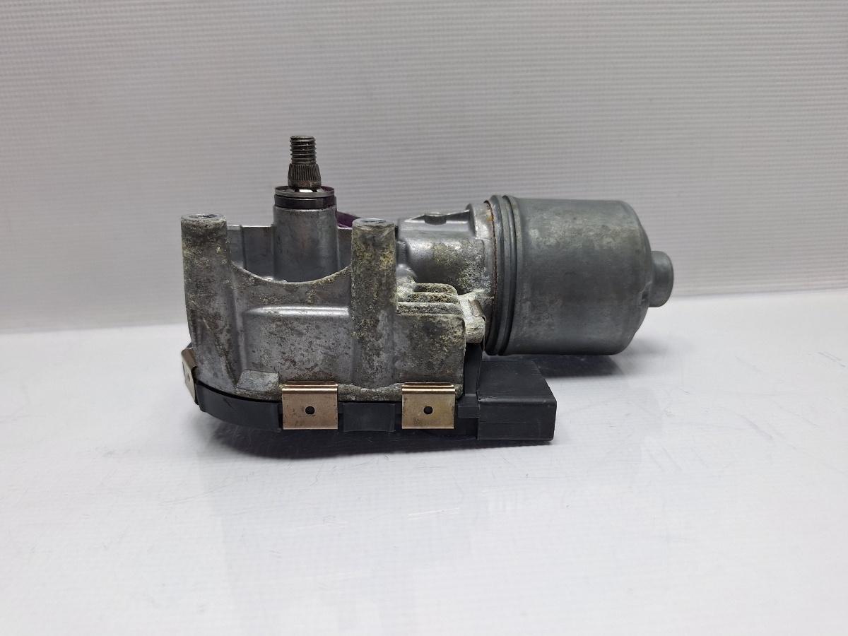 Motoras stergator dreapta SEAT LEON II 1P1 2005 - 2013 TDI BKC, BLS, BXE BOSCH 0390241921 1P0955120