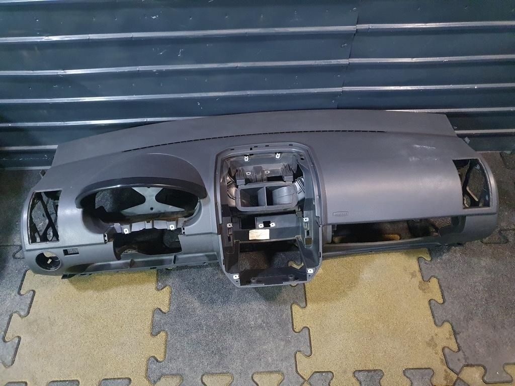 Plansa de bord VOLKSWAGEN POLO 9N_ 2001 - 2012 6Q1857001HP