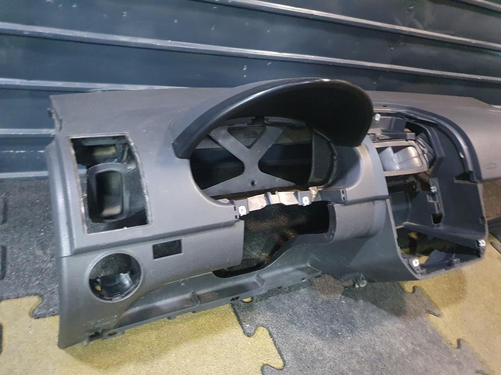 Plansa de bord VOLKSWAGEN POLO 9N_ 2001 - 2012 6Q1857001HP