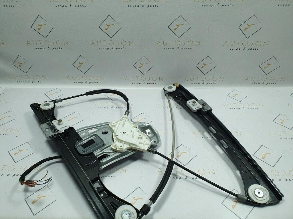 Macara Geam cu motoras dreapta fata MERCEDES-BENZ C-CLASS II W203  2000 - 2007 A2037201846