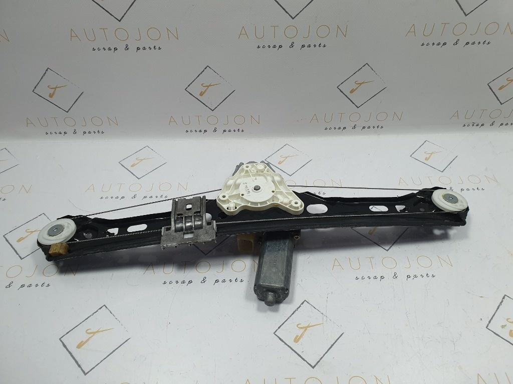 Macara Geam cu motoras stanga spate MERCEDES-BENZ C-CLASS II W203  2000 - 2007 104048XXX