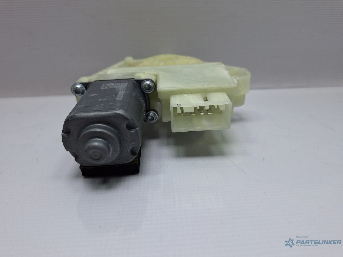 Motoras macara dreapta spate VOLKSWAGEN PASSAT Variant 3G5 2014 - > TDI CRLB, DBGA, DFGA 5Q4959811E