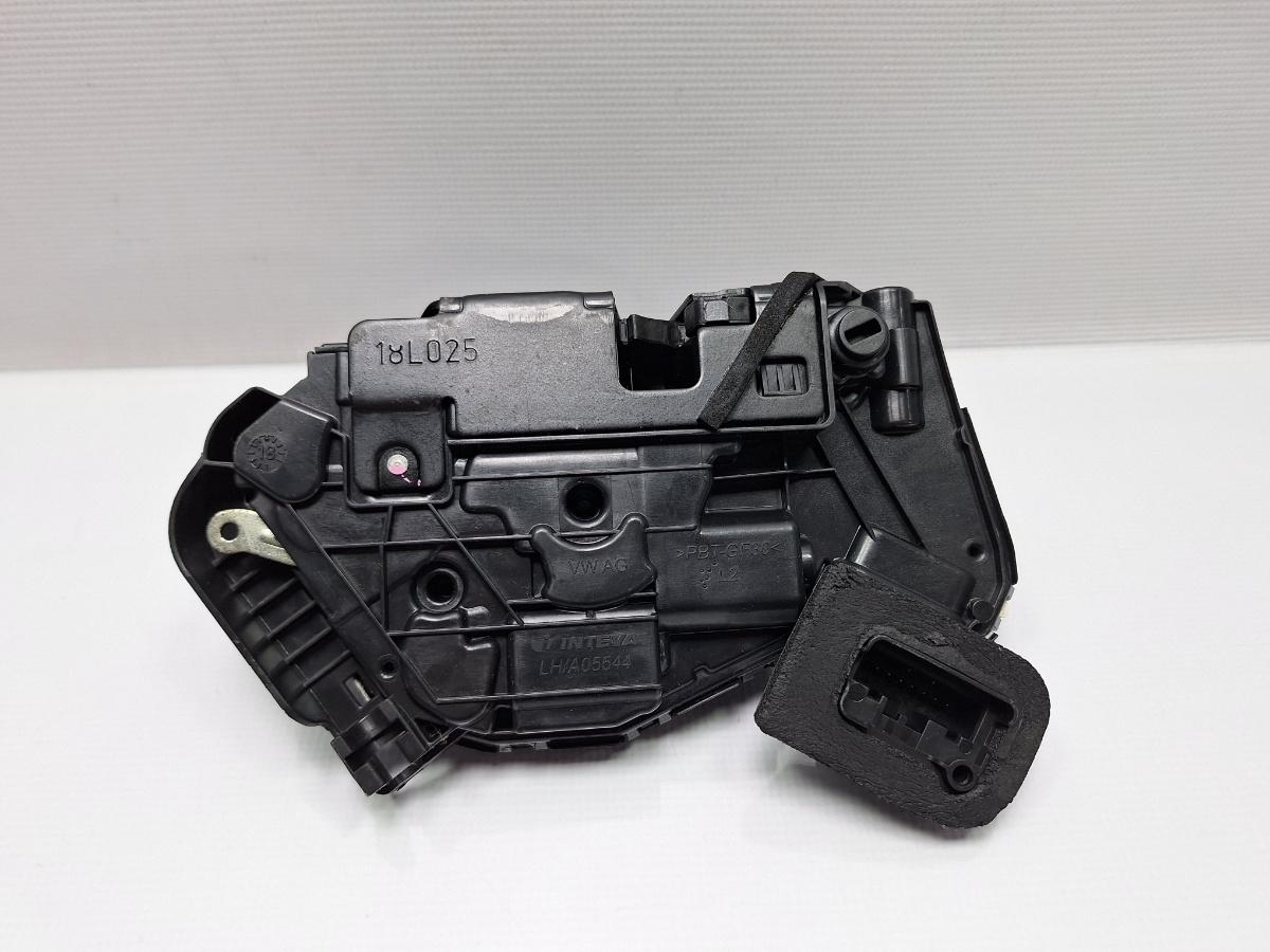 Broasca usa stanga spate VOLKSWAGEN PASSAT Variant 3G5 2014 - > TDI CRLB, DBGA, DFGA 5NA839015C