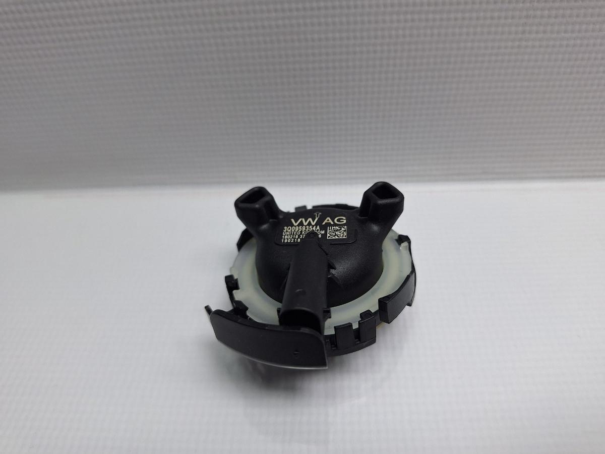 Senzor de impact airbag VOLKSWAGEN PASSAT Variant 3G5 2014 - >2.0 TDI CRLB, DBGA, DFGA 3Q0959354A