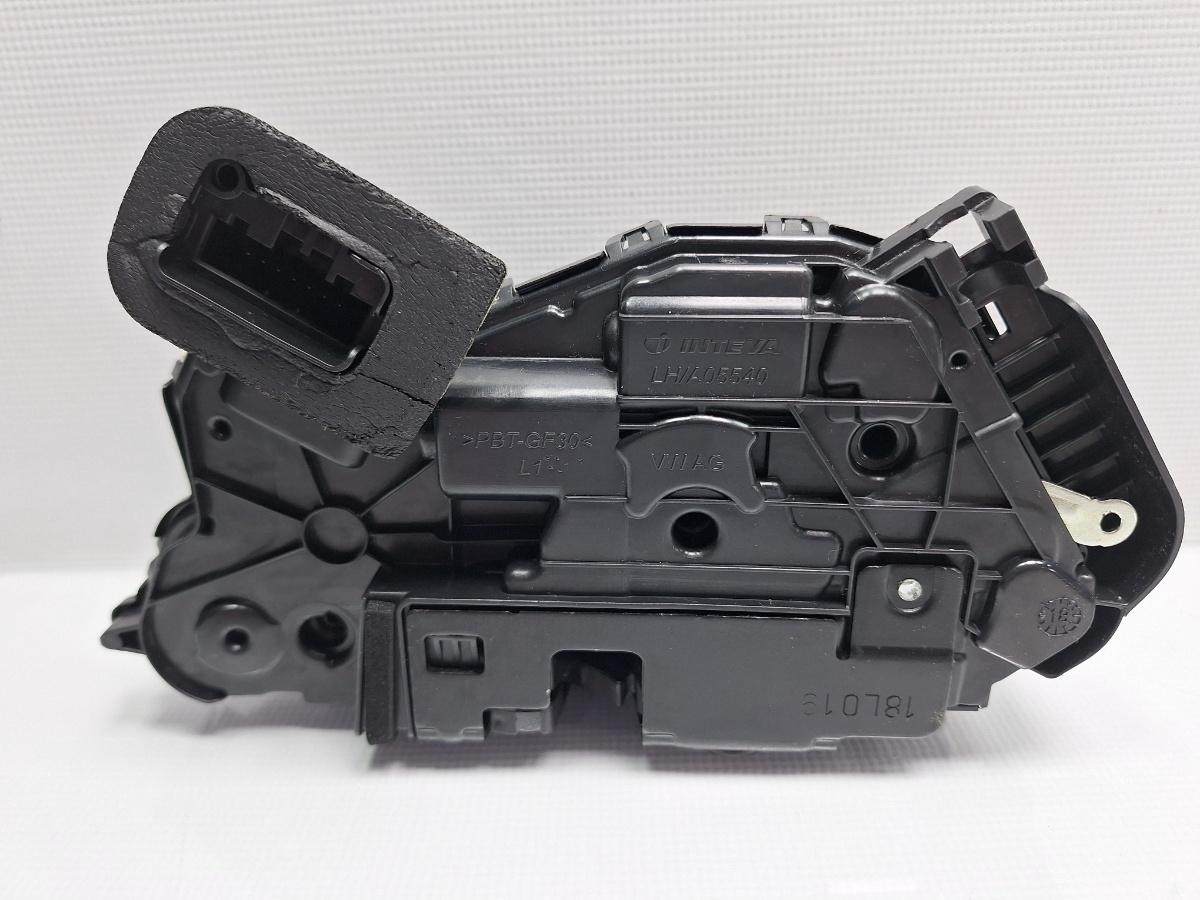 Broasca usa stanga fata VOLKSWAGEN PASSAT Variant 3G5 2014 - > TDI CRLB, DBGA, DFGA 5NB837015C