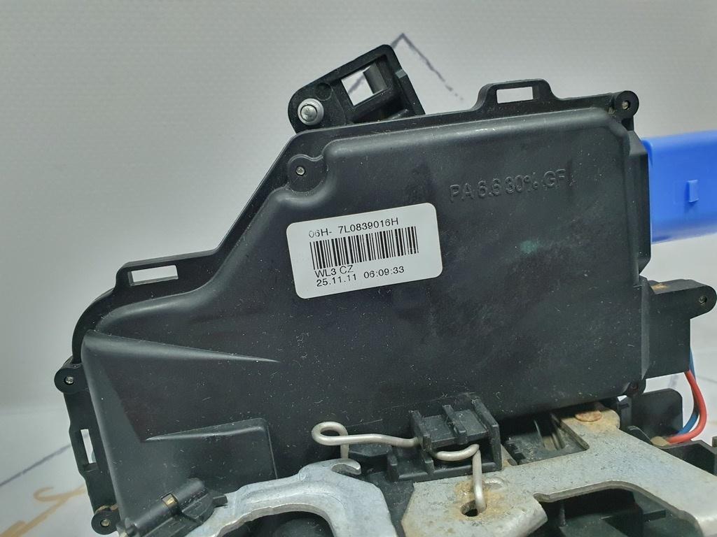 Broasca usa dreapta spate VOLKSWAGEN TOURAN 1T3 2010 - 2015 7L0839016H