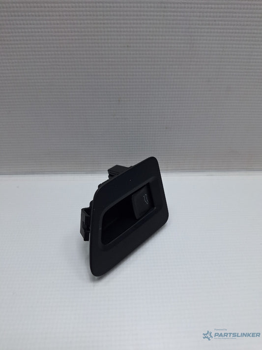 Buton deschidere haion VOLKSWAGEN PASSAT Variant 3G5 2014 - > TDI CRLB, DBGA, DFGA 3G0959831 , 3G1867425
