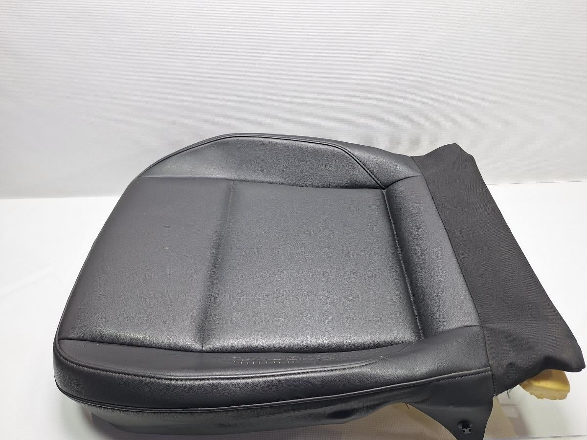 Sezut piele incalzit scaun VOLKSWAGEN PASSAT Variant 3G5 2014 - > TDI CRLB, DBGA, DFGA 3G0881375 , 3G0963555