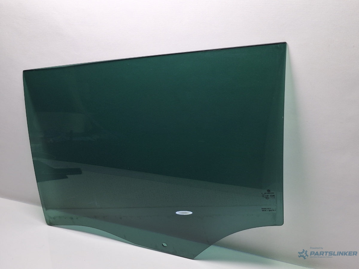 Geam privacy usa stanga spate VOLKSWAGEN PASSAT Variant 3G5 2014 - > TDI CRLB, DBGA, DFGA SAINT-GOBAIN 43R-011090 3G9845025E