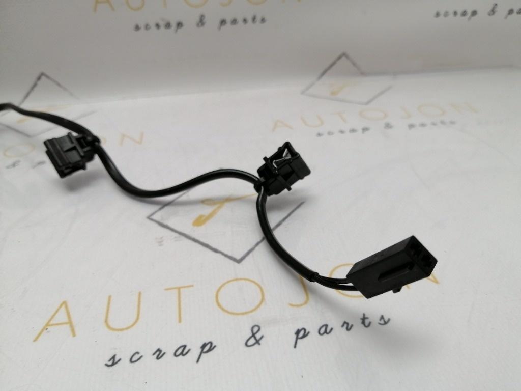 Catarama centura de siguranta fata VOLKSWAGEN TOURAN 1T1, 1T2 2003 - 2010 1T2857756C