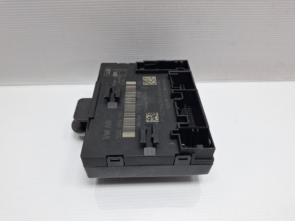 Modul usa dreapta fata VOLKSWAGEN PASSAT Variant 3G5 2014 - > TDI CRLB, DBGA, DFGA 5Q0959592E , 5Q0959592B