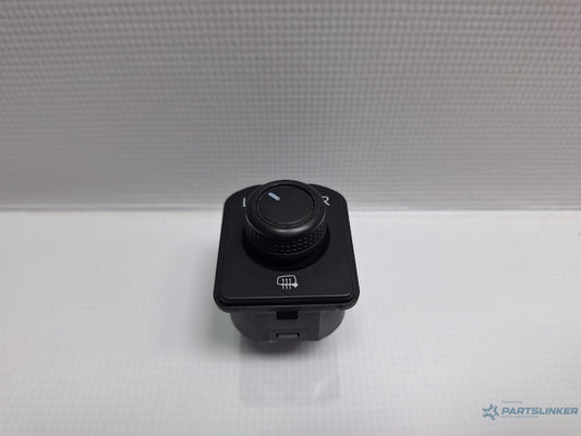 Buton reglaj oglinzi VOLKSWAGEN PASSAT Variant 3G5 2014 - > TDI CRLB, DBGA, DFGA 3G0959565