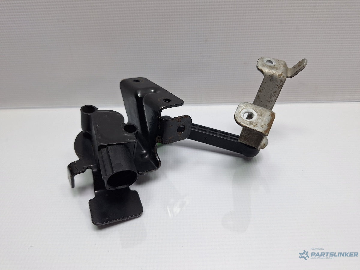 Senzor nivel punte spate VOLKSWAGEN PASSAT Variant 3G5 2014 - > TDI CRLB, DBGA, DFGA 5Q0907503 , 5Q0512521J