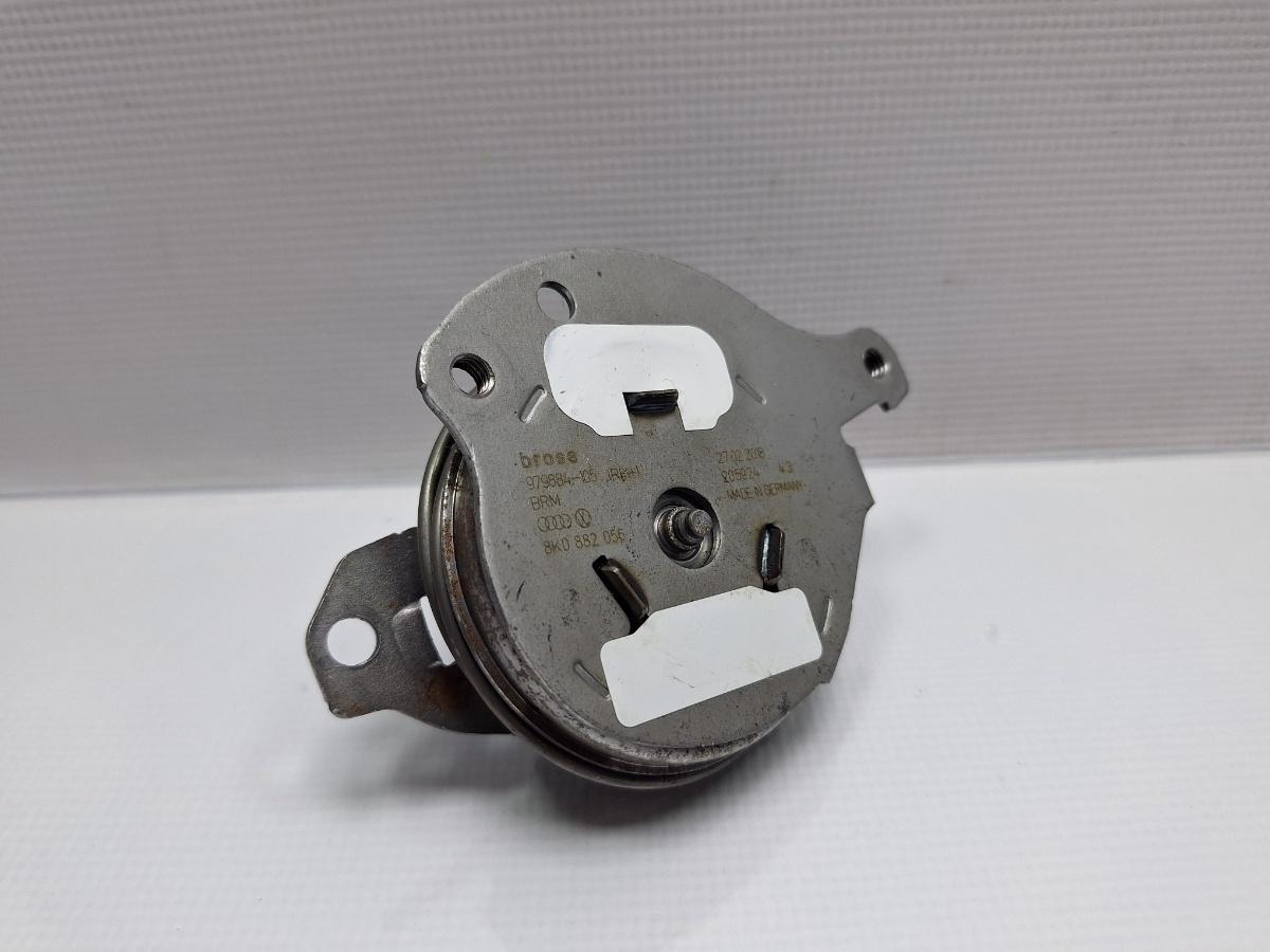 Reglaj nivel scaun dreapta VOLKSWAGEN PASSAT Variant 3G5 2014 - > TDI CRLB, DBGA, DFGA 8K0882056 , 979884-105