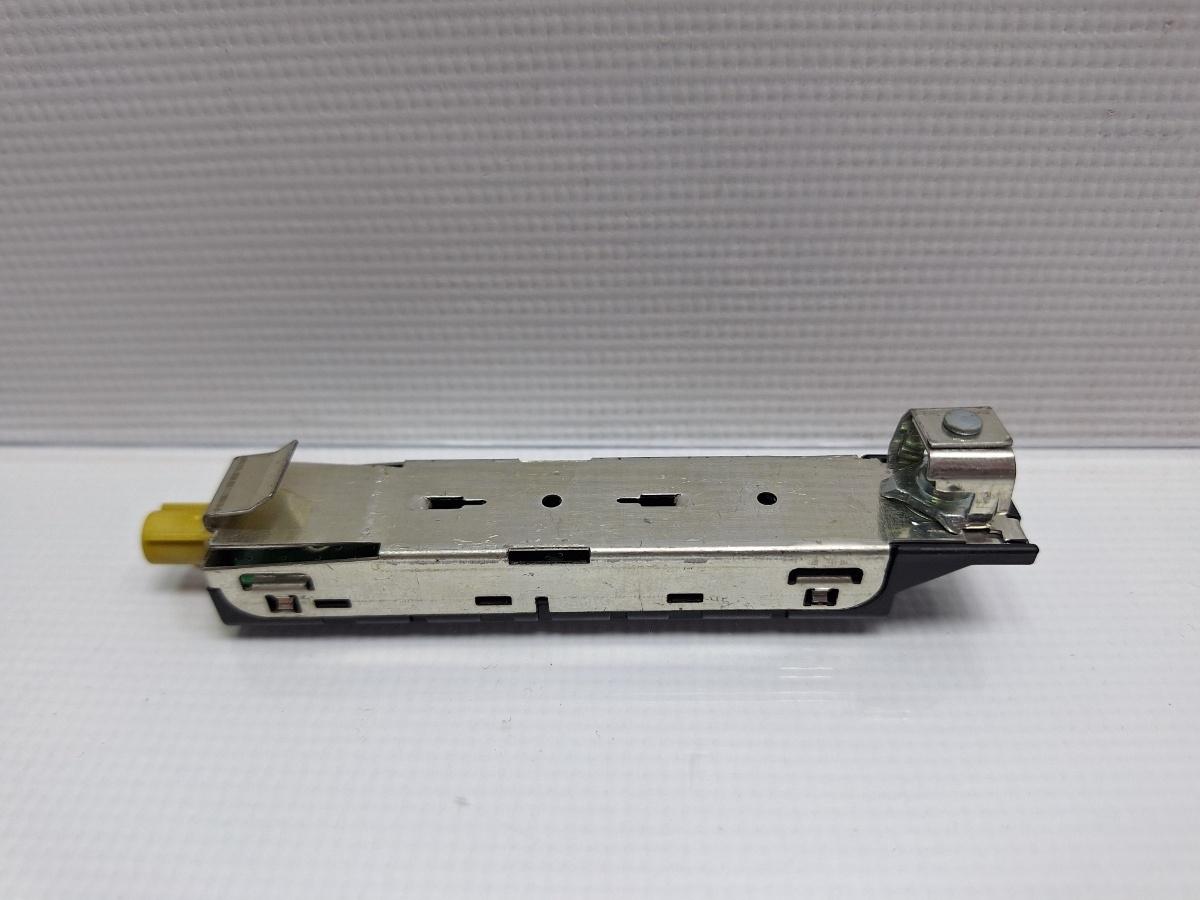 Amplificator antena VOLKSWAGEN PASSAT Variant 3G5 2014 - > TDI CRLB, DBGA, DFGA 3G9035577