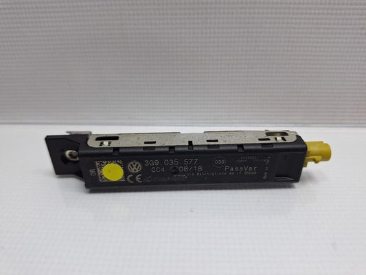 Amplificator antena VOLKSWAGEN PASSAT Variant 3G5 2014 - > TDI CRLB, DBGA, DFGA 3G9035577