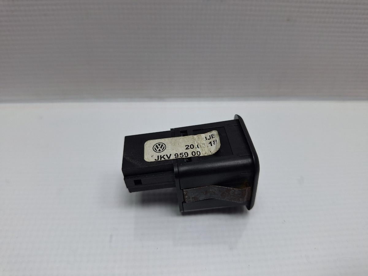 Buton pentru apel de urgenta VOLKSWAGEN PASSAT Variant 3G5 2014 - > TDI CRLB, DBGA, DFGA JKV959008A